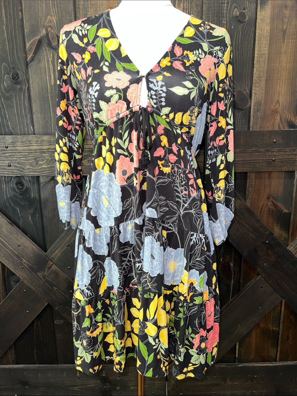 Hale Bob Black Floral Dress M Knee Length‎ Keyhole Tie Front Boho Chic Sleeves